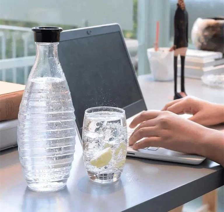 SodaStream Crystal 3.0 CQC Wassersprudler Titan Soda Stream 1x Karaffe 0,7l Und Zylinder – Bild 3